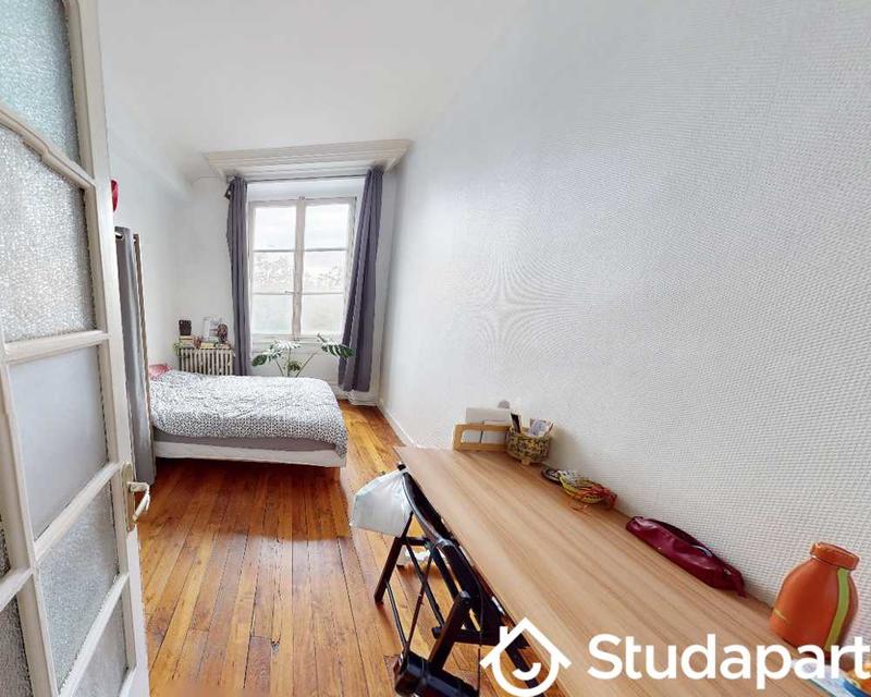 Chambre - 50 m² - 1 pièce