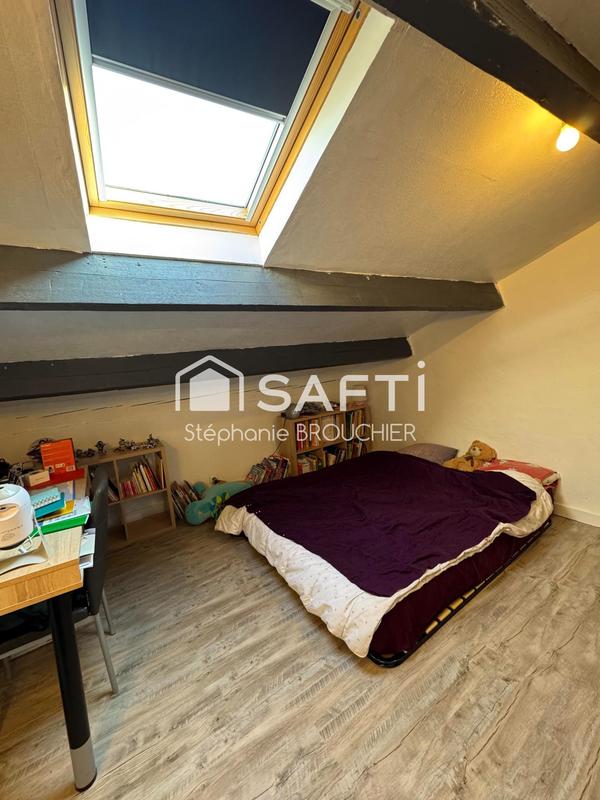 Maison - 190 m² - 8 pièces