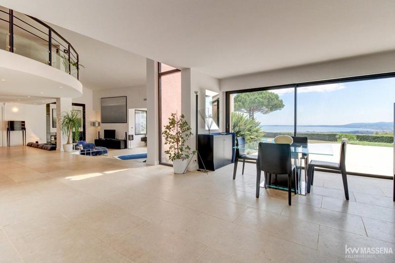 Demeure - 465 m² - 9 pièces