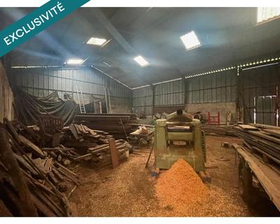 Local commercial - 593 m² - 1 pièce