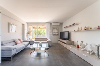 Appartement - 86 m² - 4 pièces