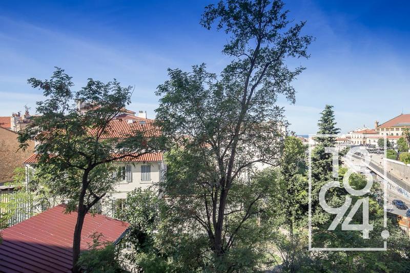 Appartement - 111 m² - 4 pièces