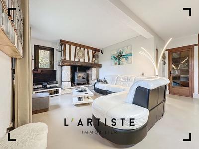 Maison - 188 m² - 7 pièces