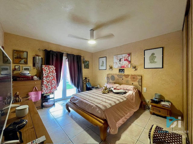 Villa - 215 m² - 8 pièces