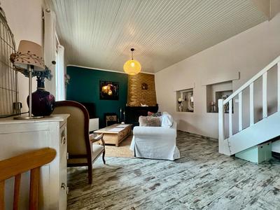 Appartement - 90 m² - 3 pièces