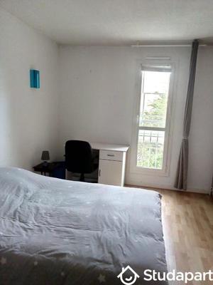 Chambre - 11 m² - 1 pièce