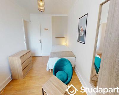 Chambre - 110 m² - 1 pièce