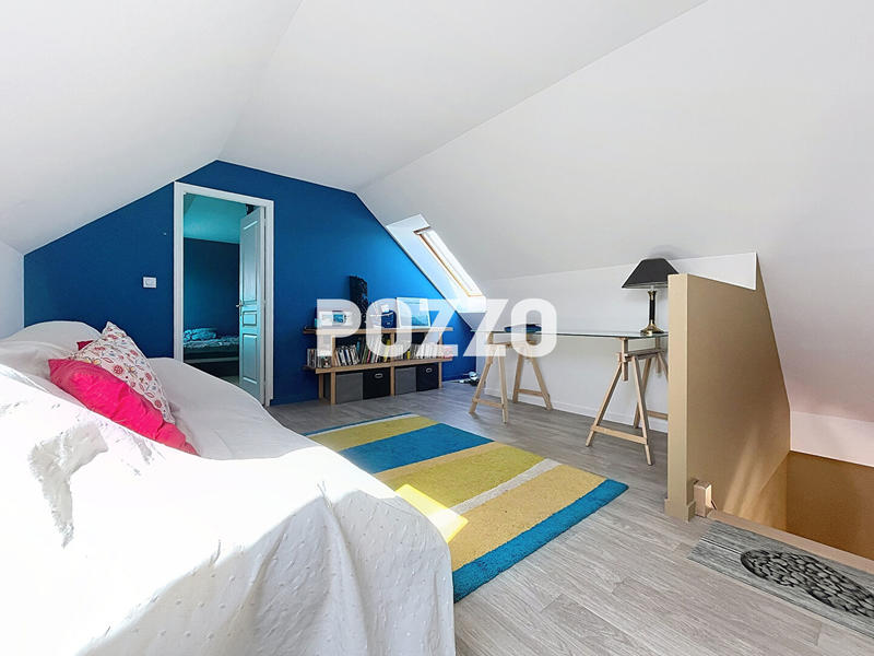 Maison - 137 m² - 6 pièces