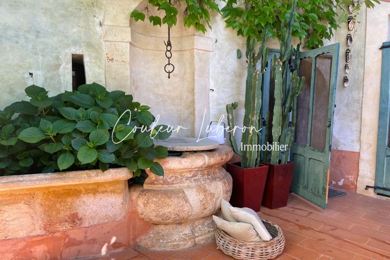 Maison de village - 239 m² - 8 pièces