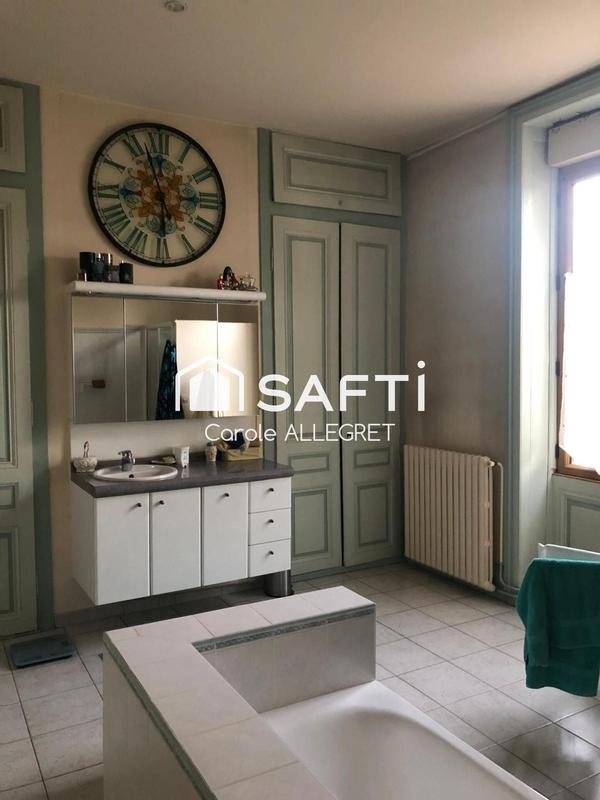 Maison de maîtres - 361 m² - 12 pièces