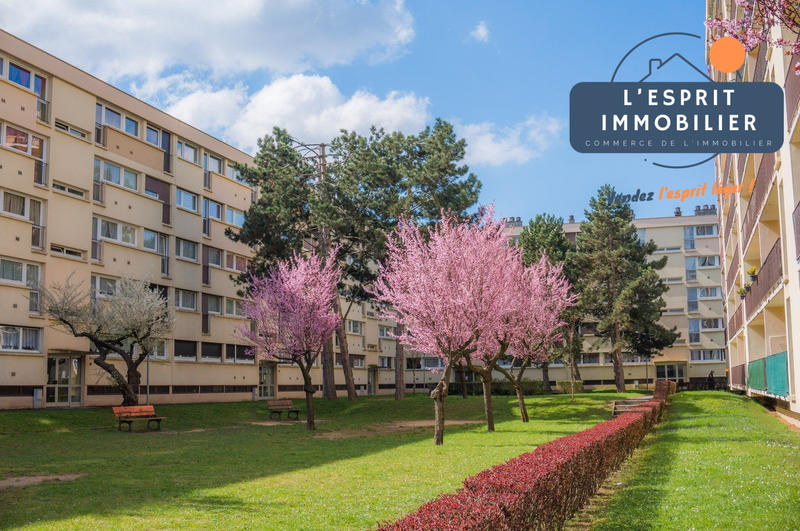 Appartement - 89 m² - 4 pièces