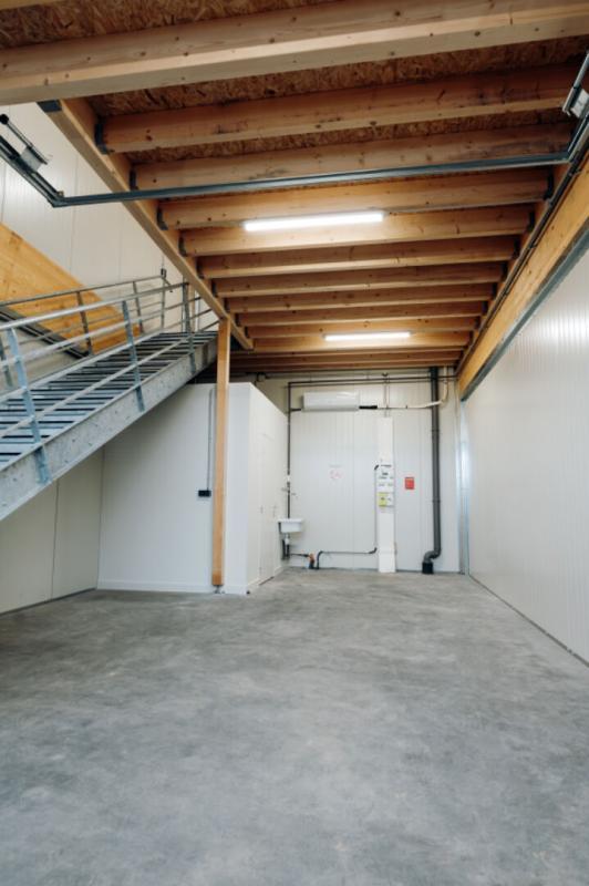 Local d'activité / Entrepôt - 96 m²