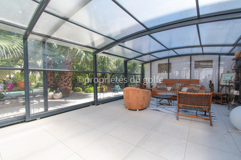 Maison - 189 m² - 5 pièces