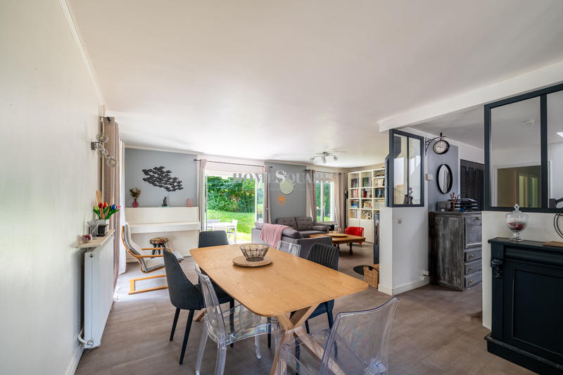 Maison - 164 m² - 6 pièces