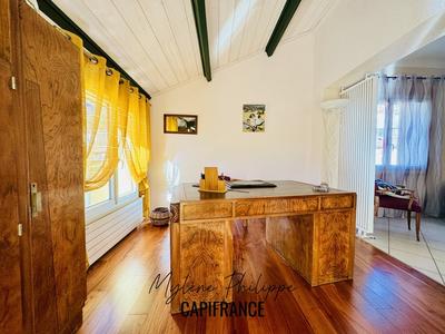 Appartement - 151 m² - 5 pièces