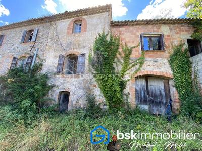 Mas - 400 m² - 15 pièces