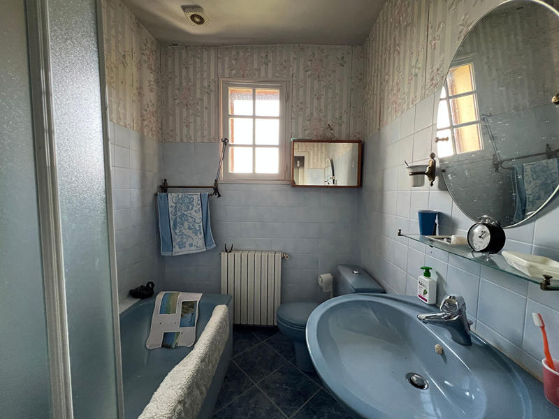 Maison - 90 m² - 4 pièces