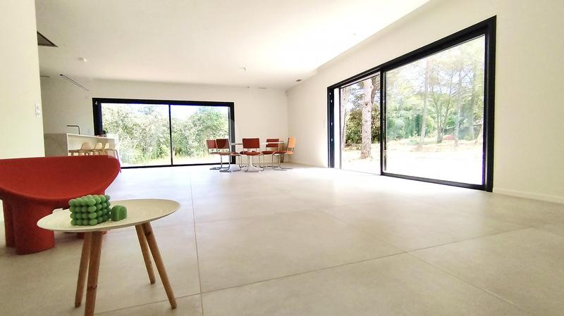 Maison - 170 m² - 5 pièces