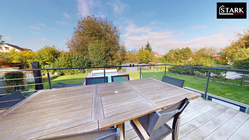 Maison - 138 m² - 5 pièces