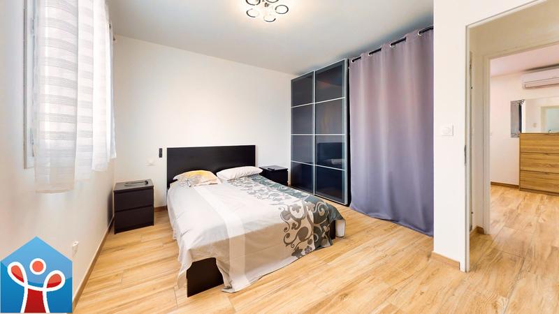 Maison - 88 m² - 4 pièces