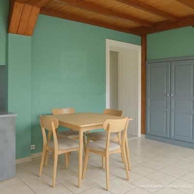 Maison - 97 m² - 5 pièces