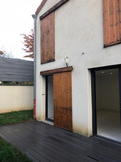Maison - 98 m² - 4 pièces