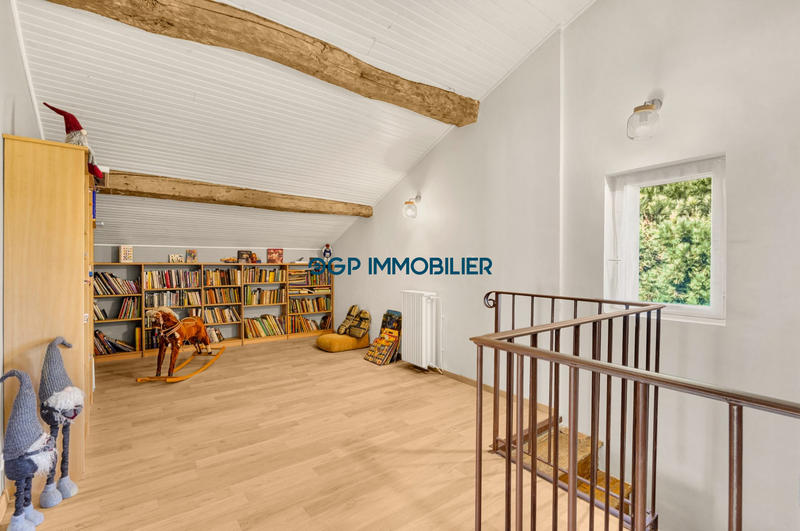 Maison ancienne - 262 m² - 11 pièces