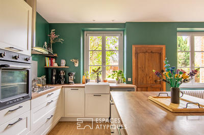 Maison - 239 m² - 8 pièces