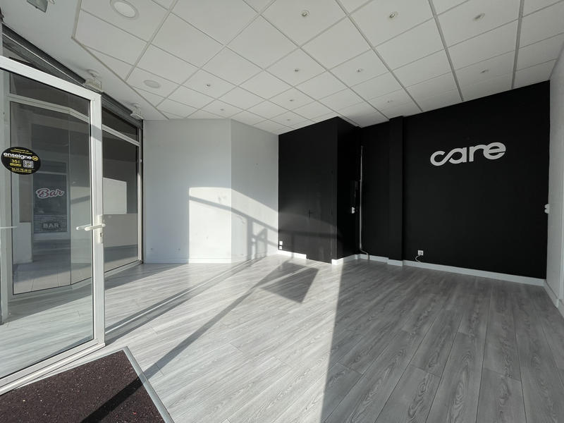 Local commercial - 27 m²