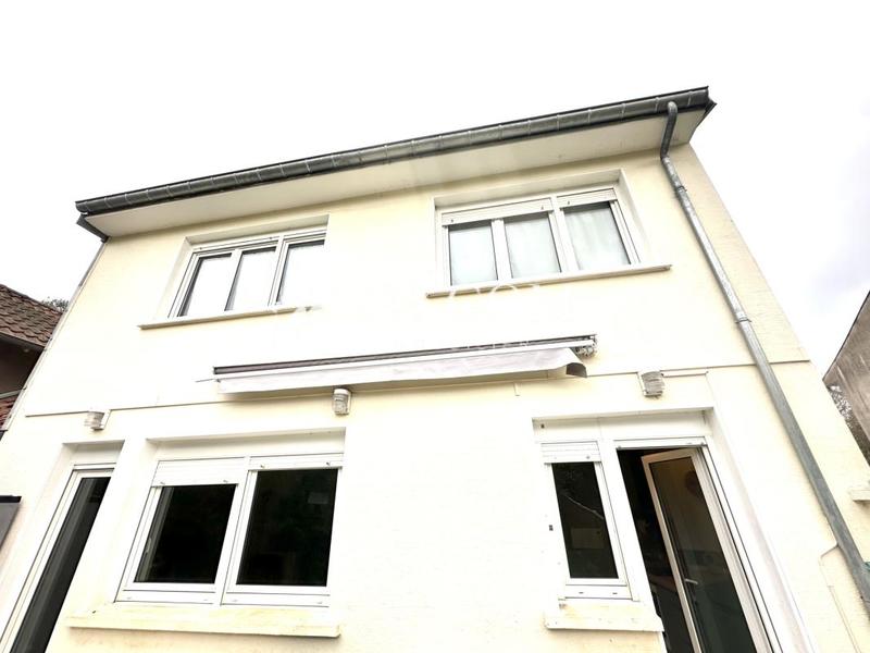 Maison - 150 m² - 7 pièces