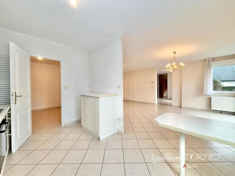 Maison traditionnelle - 110 m² - 4 pièces