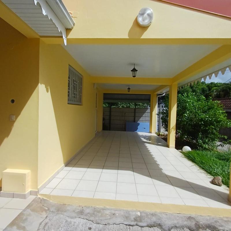 Maison - 123 m² - 3 pièces