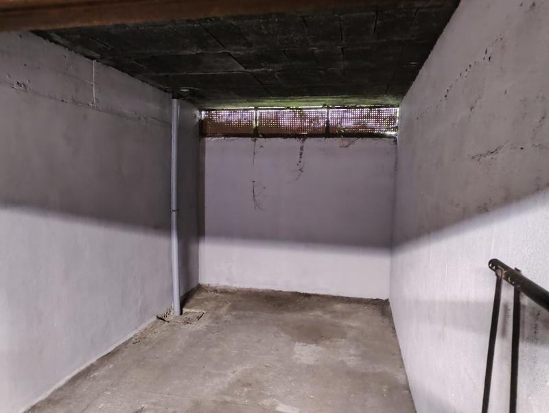 Parking / Garage - 13 m²