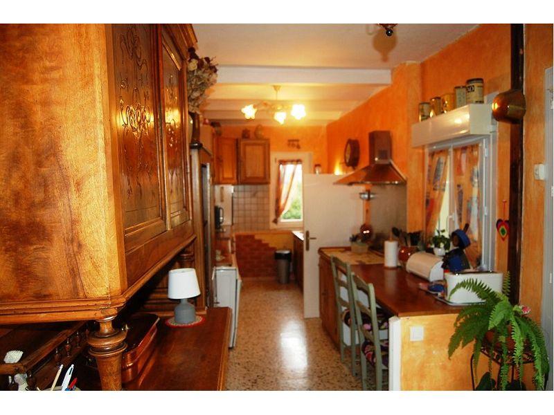 Maison traditionnelle - 250 m² - 9 pièces