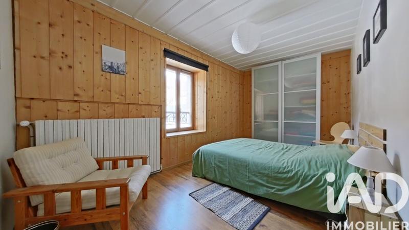 Maison - 300 m² - 10 pièces