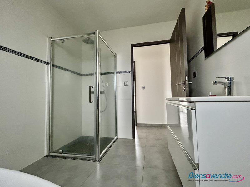 Maison contemporaine - 150 m² - 5 pièces