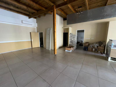 Local commercial - 160 m²