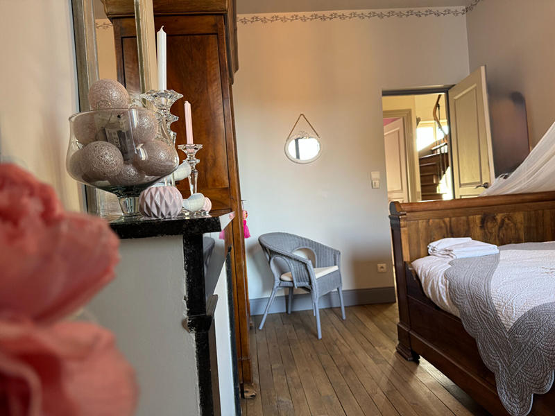 Maison - 182 m² - 8 pièces