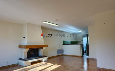 Maison - 89 m² - 3 pièces