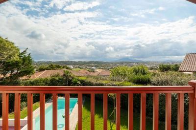 Villa - 180 m² - 6 pièces