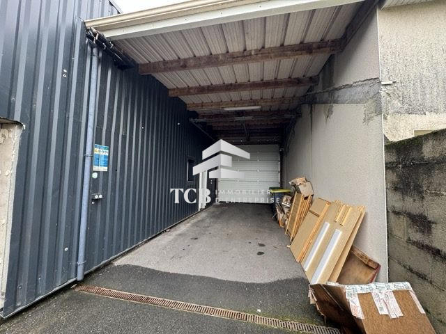 Local d'activités - 460 m²