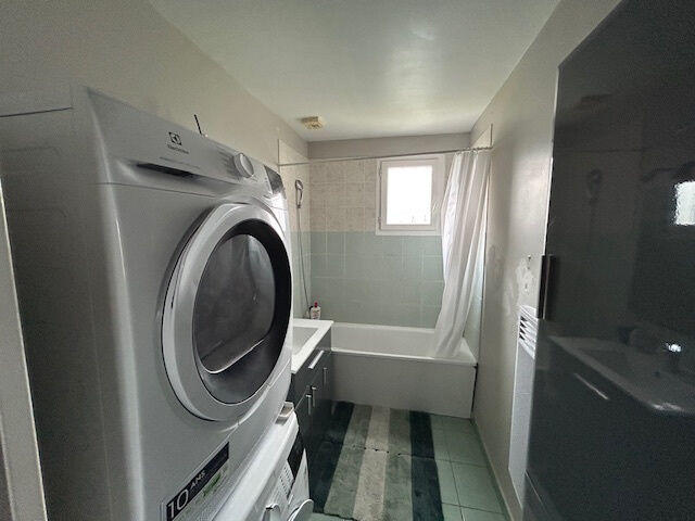 Maison - 122 m² - 7 pièces