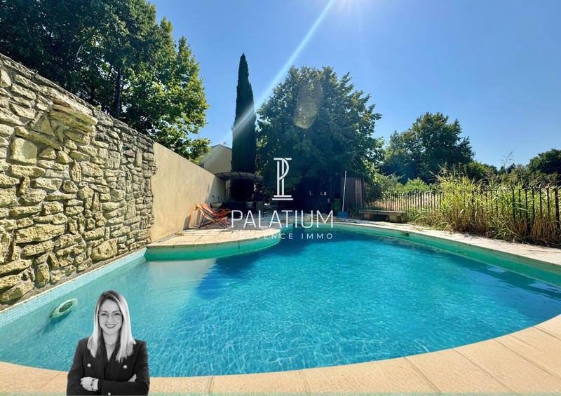 Mas - 205 m² - 6 pièces