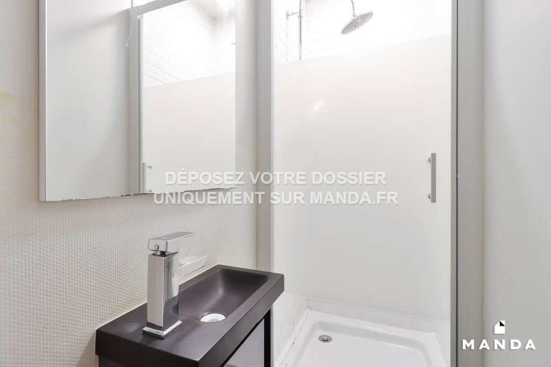 Chambre - 9 m² - 7 pièces