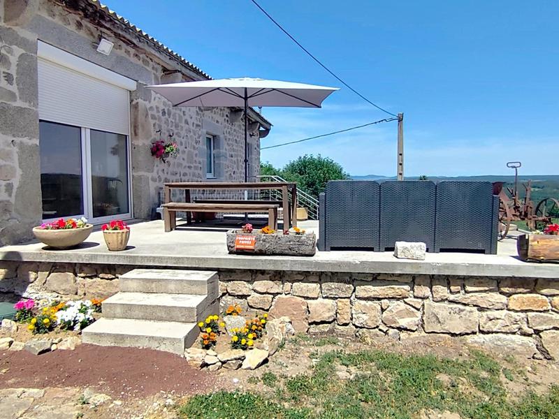 Maison - 259 m² - 12 pièces