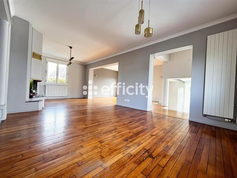 Maison de domaine équestre - 188 m² - 7 pièces