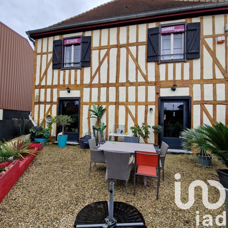 Maison de village - 300 m² - 13 pièces