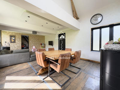 Maison - 128 m² - 6 pièces