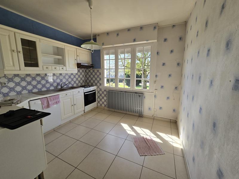 Maison - 96 m² - 6 pièces