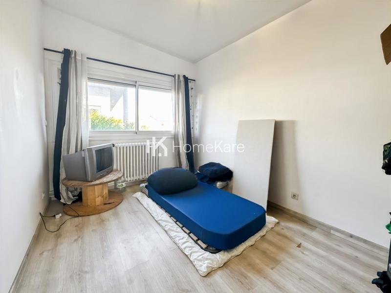 Maison - 101 m² - 7 pièces